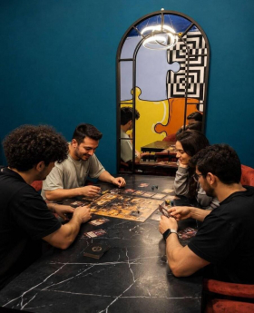 کافه بازی ریسک ( (Risk) )